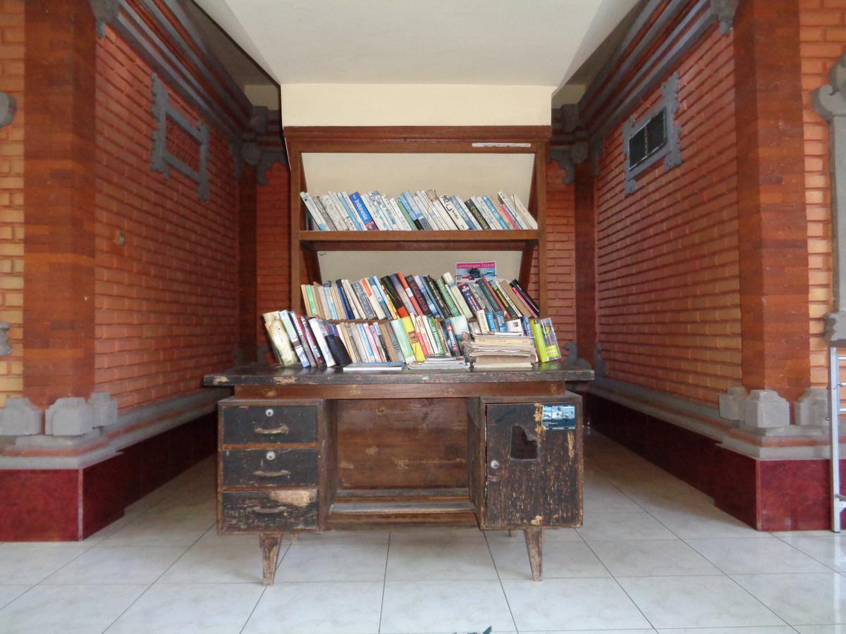 Yulia 1 Bed & Breakfast ซานูร์ ภายนอก รูปภาพ