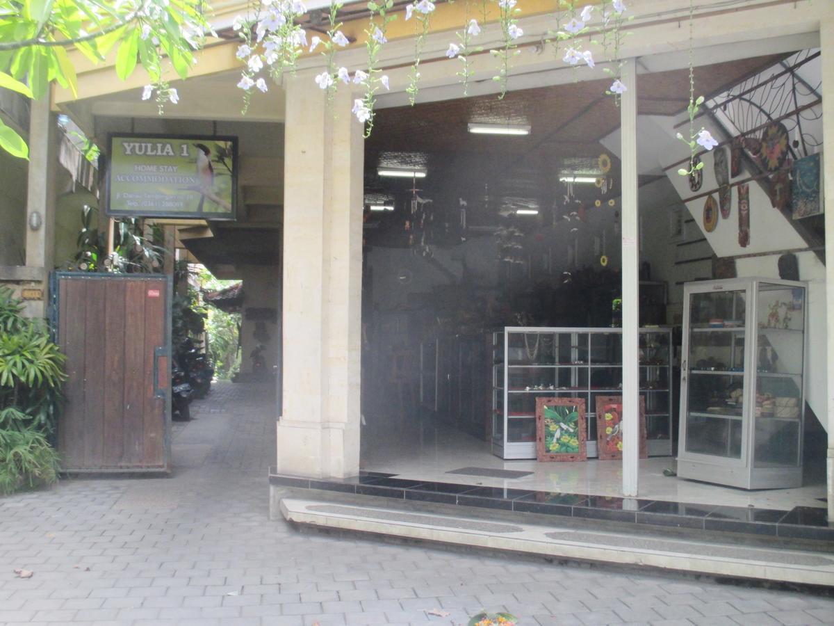 Yulia 1 Bed & Breakfast ซานูร์ ภายนอก รูปภาพ